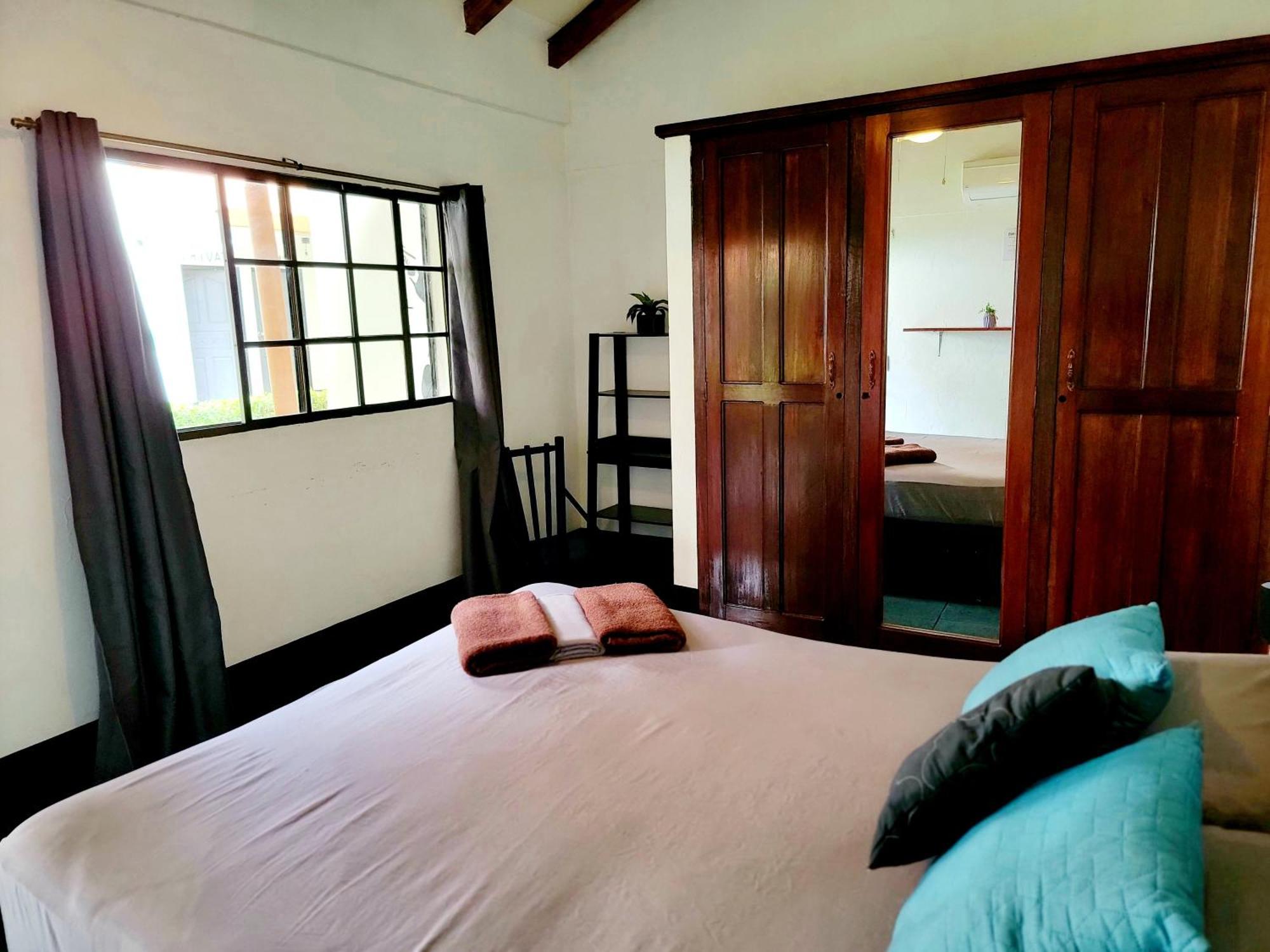 Poco A Poco Hostel León Екстериор снимка