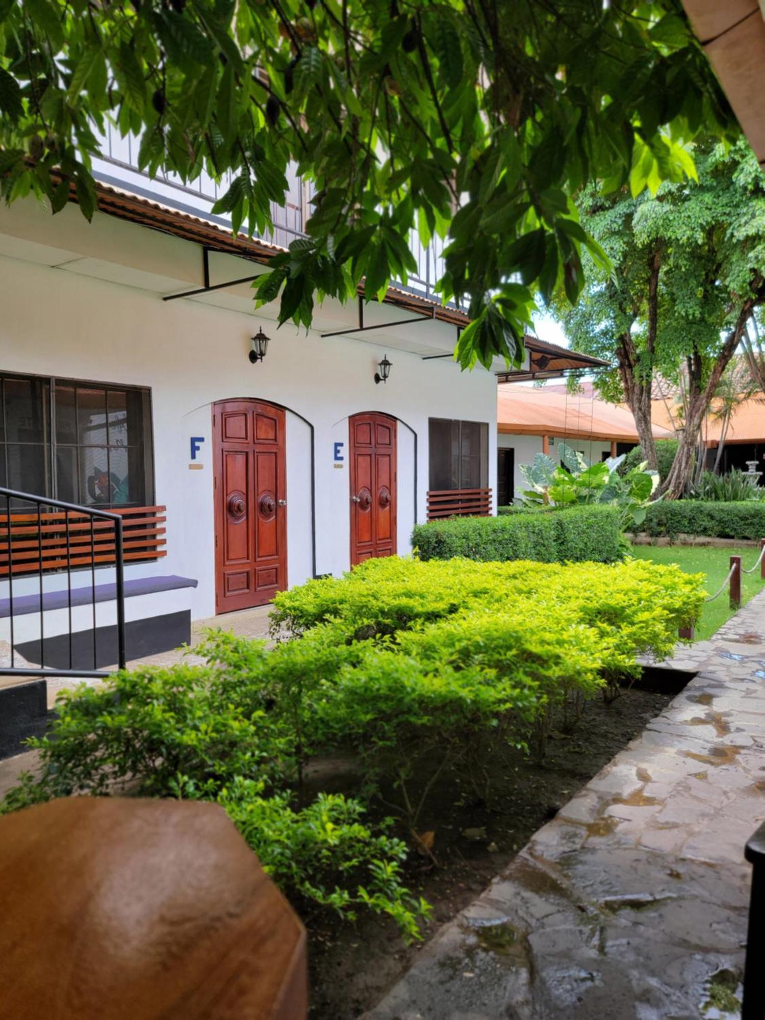 Poco A Poco Hostel León Екстериор снимка