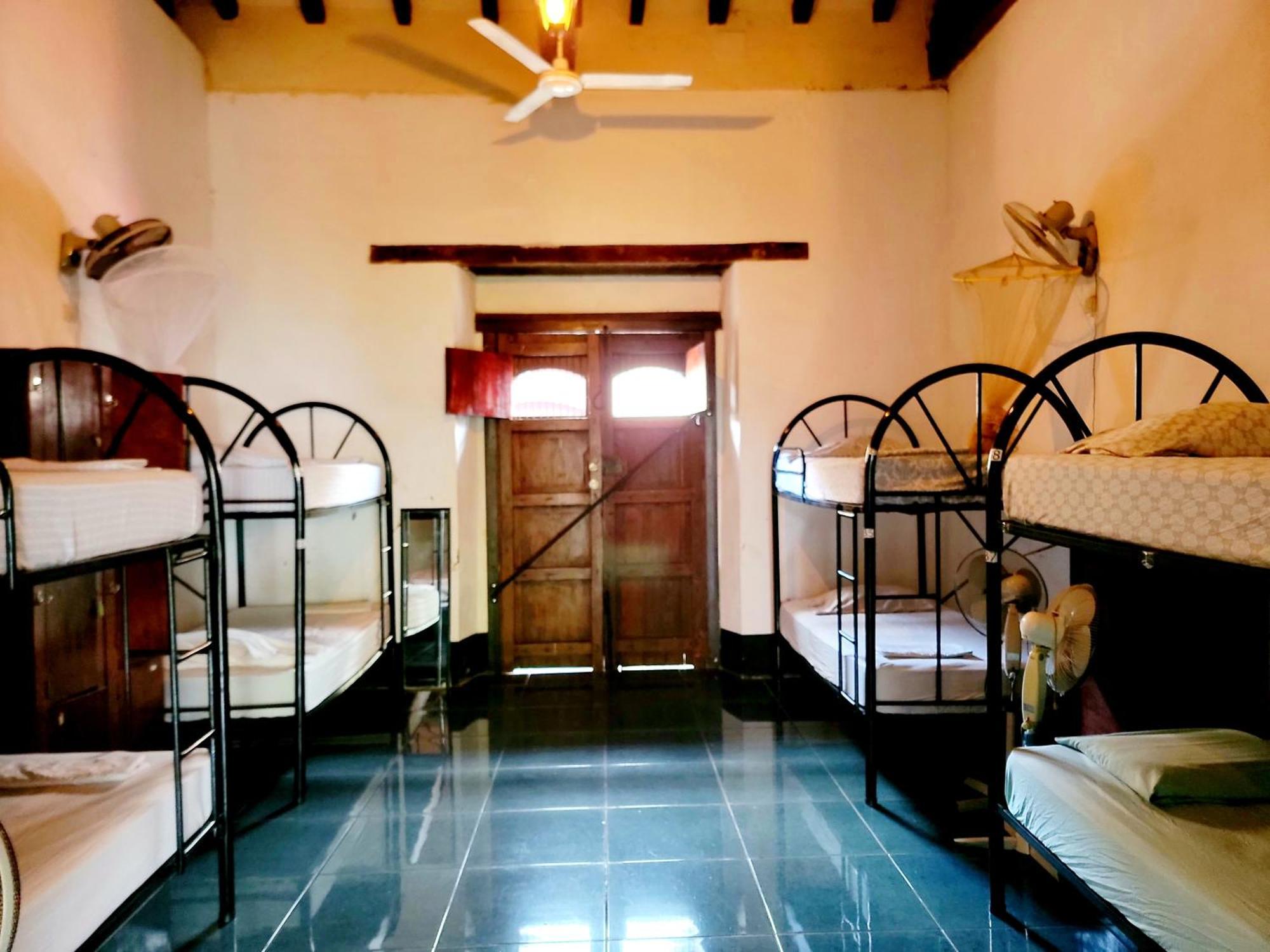 Poco A Poco Hostel León Екстериор снимка